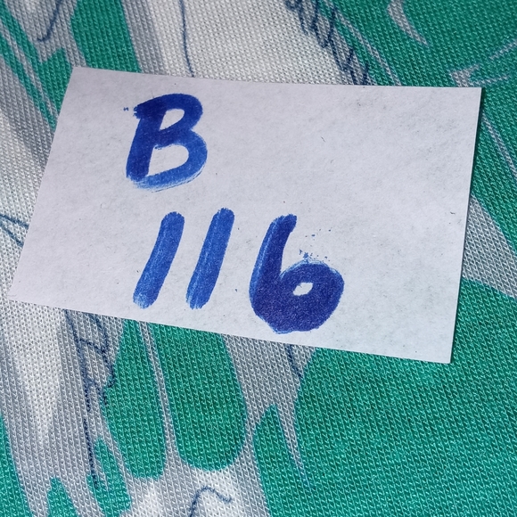 Little Yellow Button Blouse Size Large Multi Color Sleeveless Soft Stretch - Picture 2 of 12